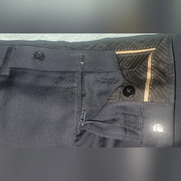 Michael Kors Men’s Dark Navy Suit – Jacket 40R / Pants 34 - Picture 13 of 16